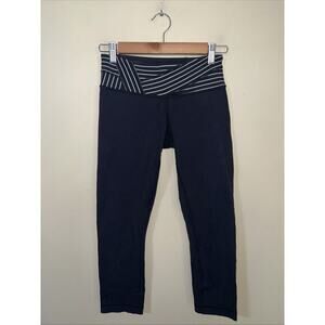 LULULEMON Black Wunder Under Crop Leggings 21" Inseam Size 4